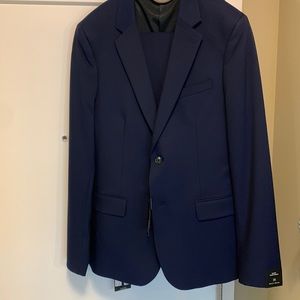 Men’s full navy suit. BRAND NEW NEVER WORN